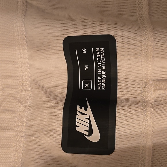 Women's Nike Sweatsuit - Picture 7 of 13